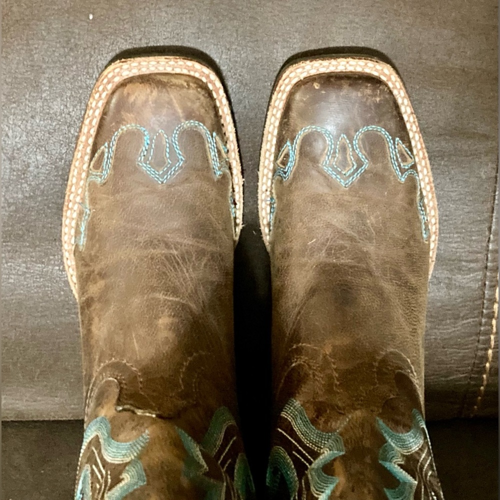 Ariat Caballera Western Boot with Turquoise accents - Picture 6 of 16